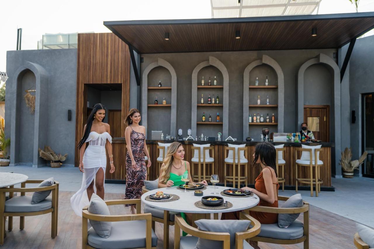 Sunrise Tucana Resort Grand Select Хургада Экстерьер фото The rooftop bar at the hotel